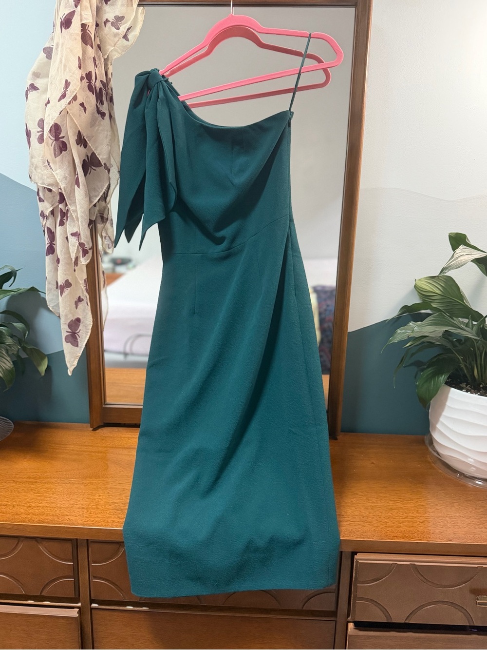 One-Shoulder Green Midi Dress with Bow Accent- small